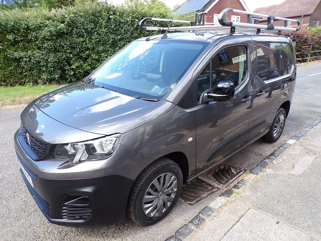 Used Peugeot Partner Premium 131 HP (96 kW) 2022 Grey MPV