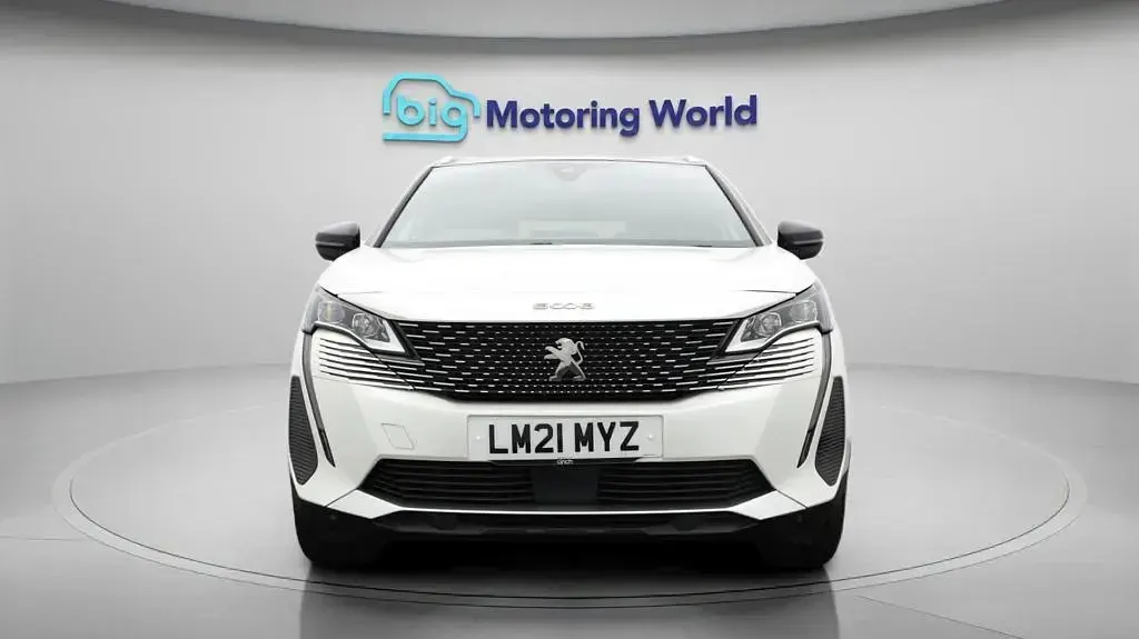 Used Peugeot 5008 GT 130 HP (95 kW) 2021 White SUV