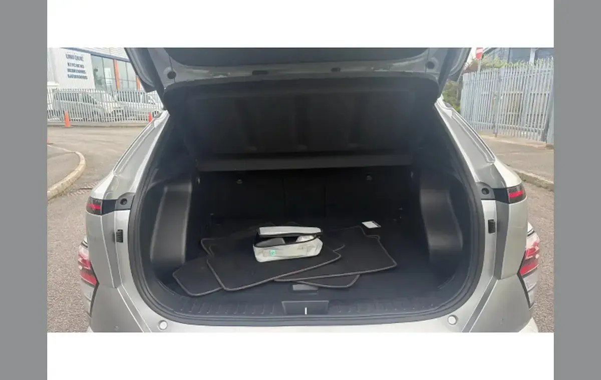 Used Hyundai Kona N Line 138 HP (101 kW) 2025 Silver SUV