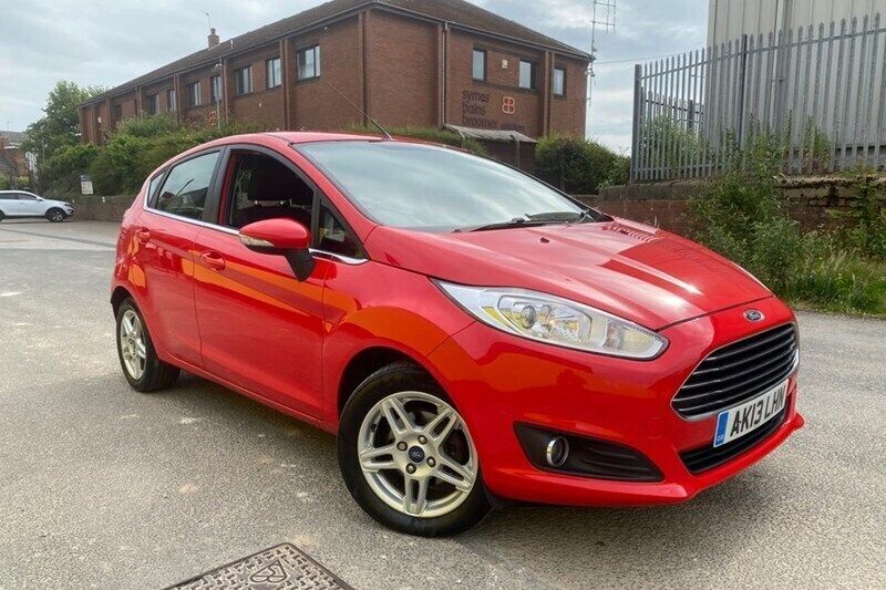 Red Used 2013 Ford Fiesta Zetec Hatchback | £2,995 (Fair price) - Image 1/1
