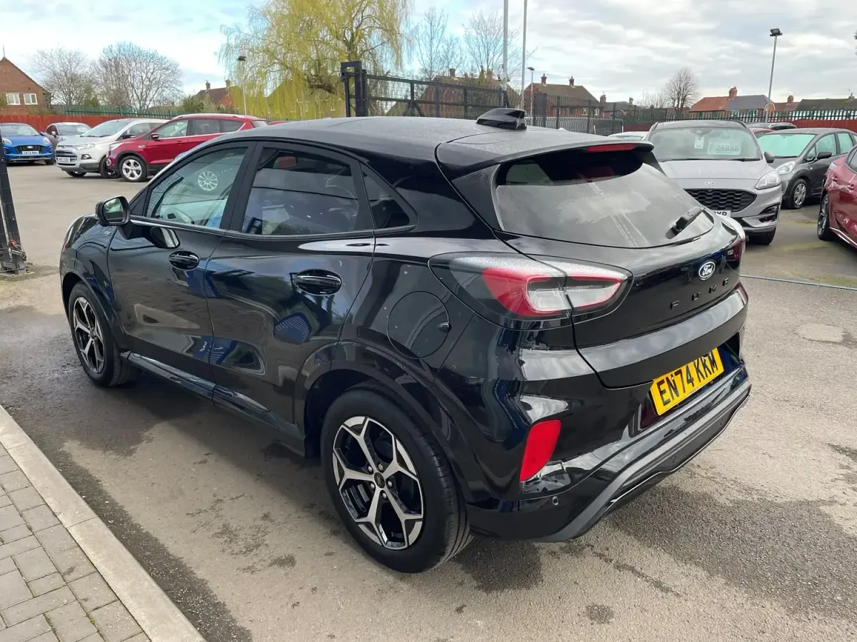 Używany Ford Puma ST-Line 125 KM (91 kW) 2025 Czarny SUV