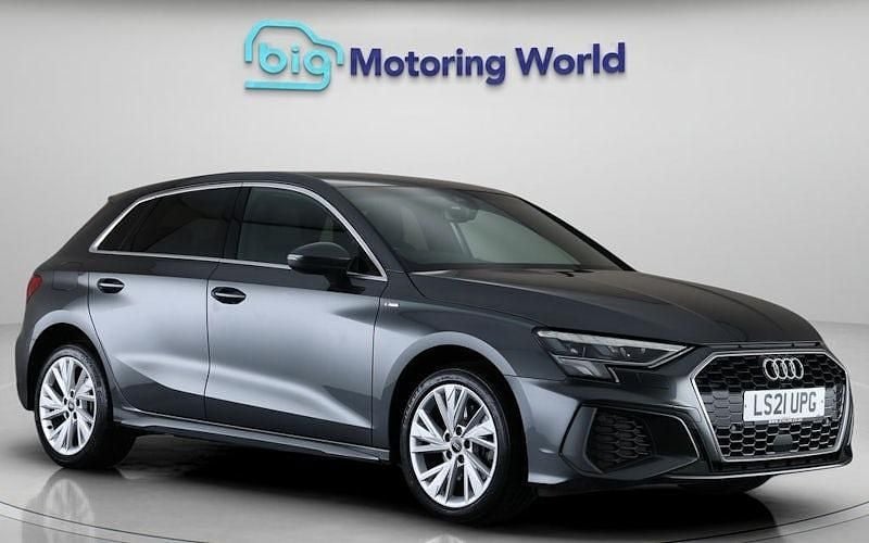 Used Audi A3 Sportback e-tron S-Line 204 HP (150 kW) 2025 Hatchback