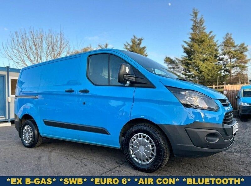 Blue Used 2017 Ford Transit Custom | £8,500 (Good price) - Image 1/4