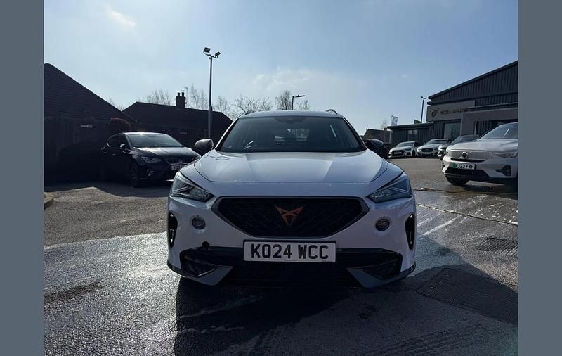 Used Cupra Formentor 200 HP (147 kW) 2024 White SUV