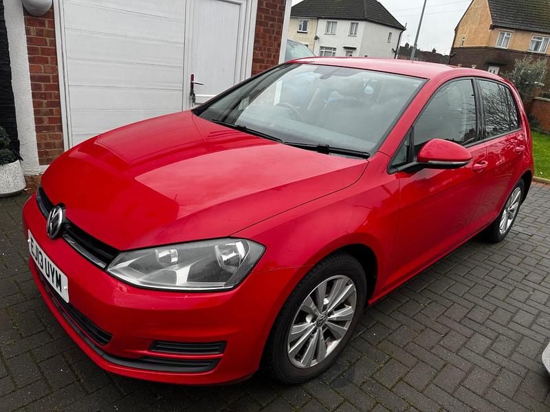 Used VW Golf VII SE 2013 Red Hatchback