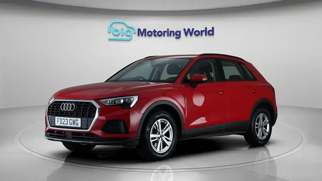 Second-hand Audi Q3 150 CP (110 kW) 2023 Roșu SUV