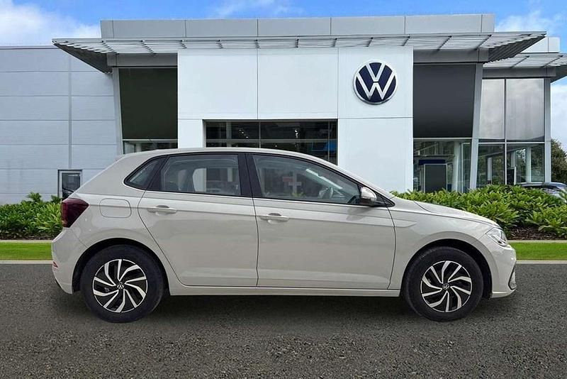 Used VW Polo Life 95 HP (69 kW) 2023 Grey Hatchback
