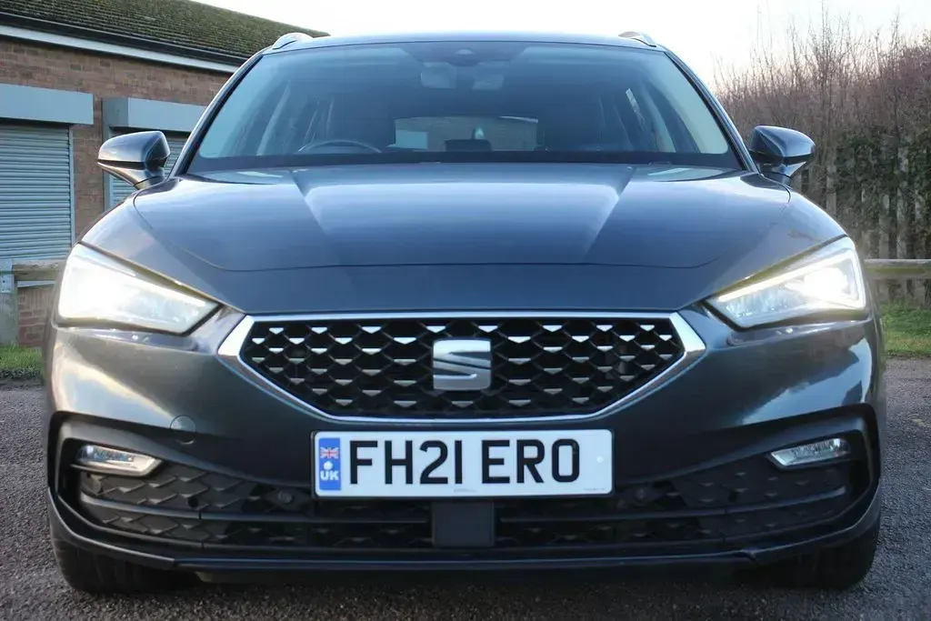 Used Seat Leon XCELLENCE 204 HP (150 kW) 2021 Grey Estate
