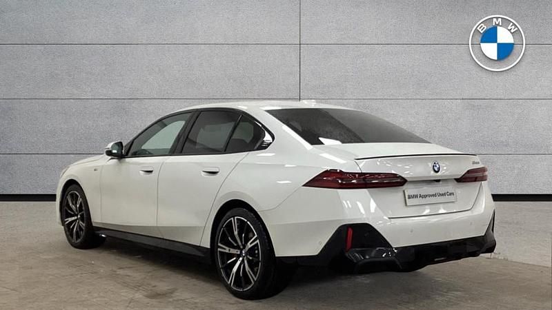 Used BMW 520 M Sport 205 HP (150 kW) 2025 White