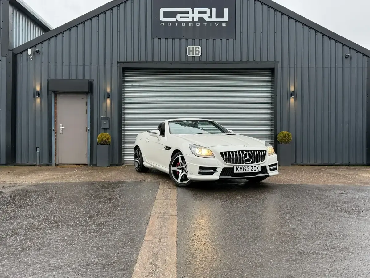 Used Mercedes SLK350 AMG 2013 White Cabriolet