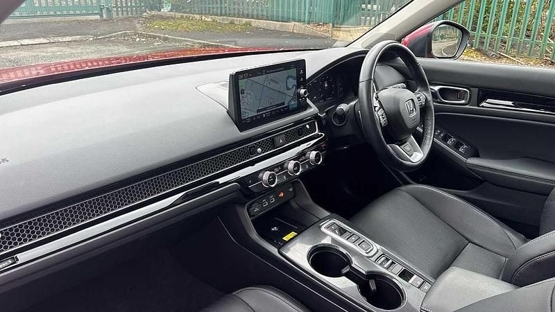 Used Honda Civic Advance 143 HP (105 kW) 2024 Red