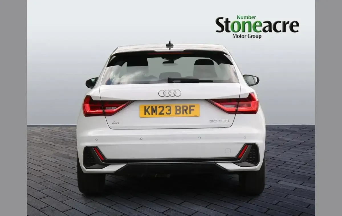 Used Audi A1 S-Line 108 HP (79 kW) 2023 White SUV