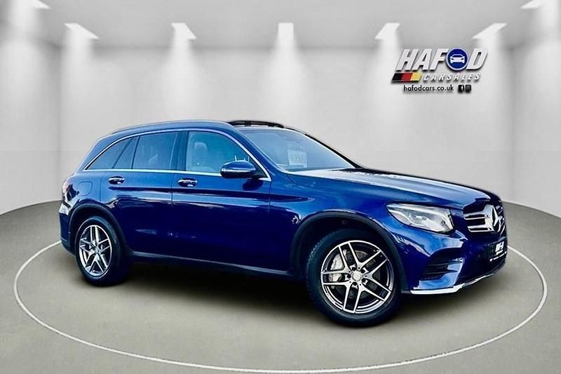 Used Mercedes GLC250 AMG Line Premium 204 HP (150 kW) 2016 Blue Estate