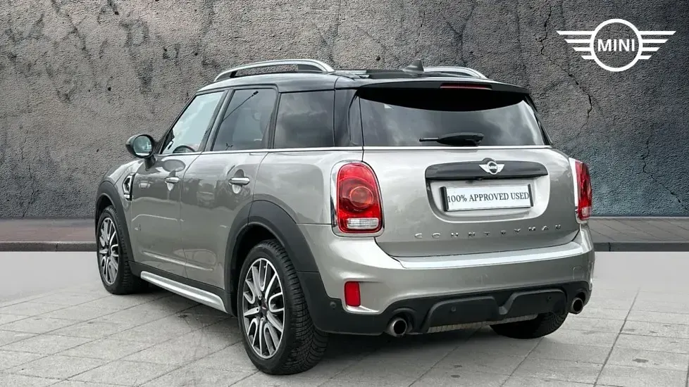 Używany Mini Cooper S Countryman 189 KM (139 kW) 2017 Srebrny SUV