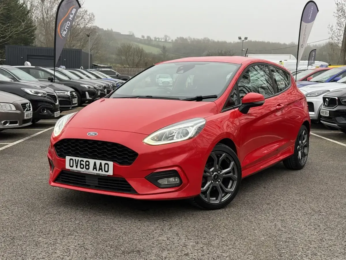 Usado Ford Fiesta ST-Line 2018 Rojo Utilitario