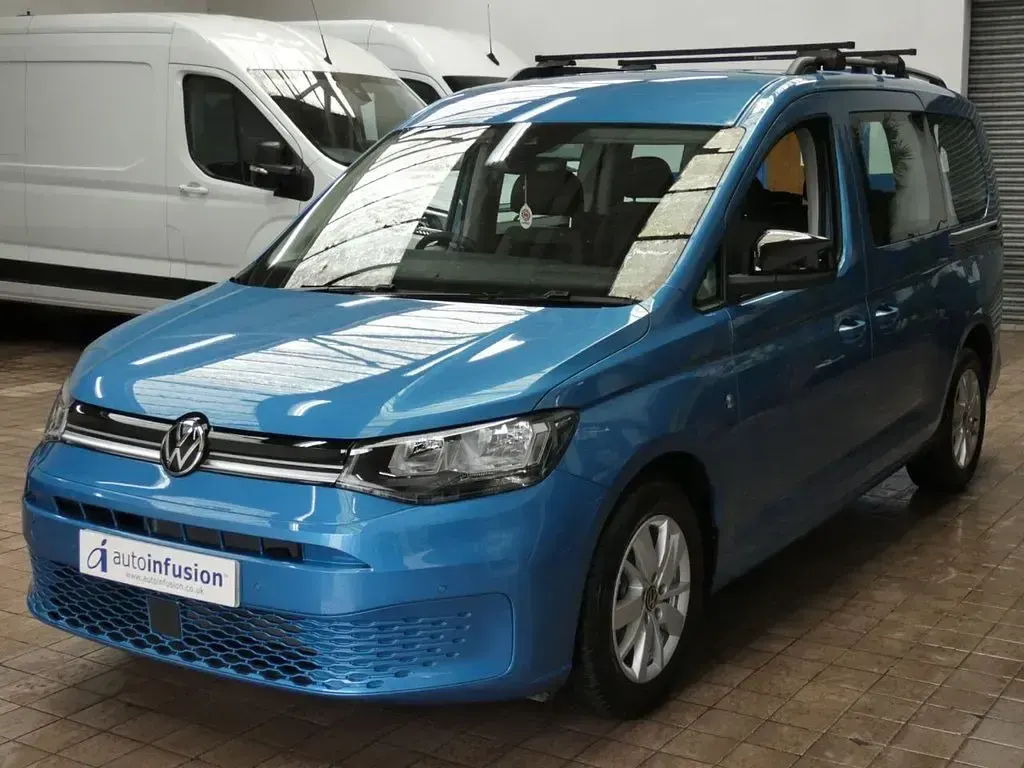 New VW Caddy Maxi S 122 HP (89 kW) 2025 Blue MPV