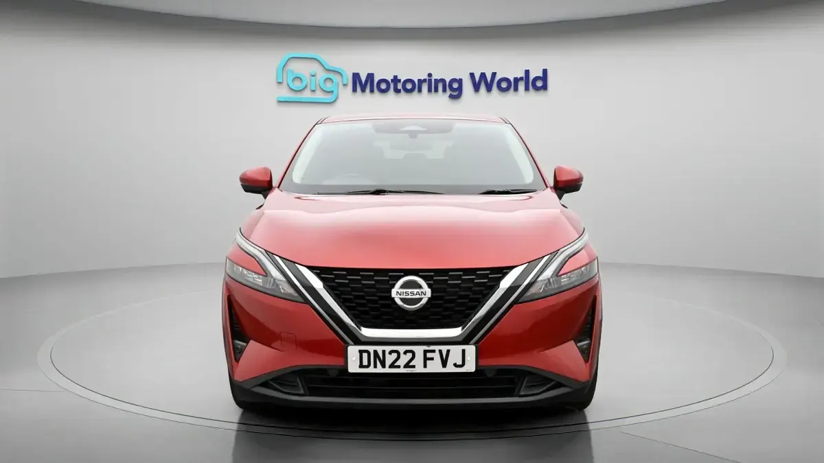 Used Nissan Qashqai N-Connecta 158 HP (116 kW) 2022 Red SUV