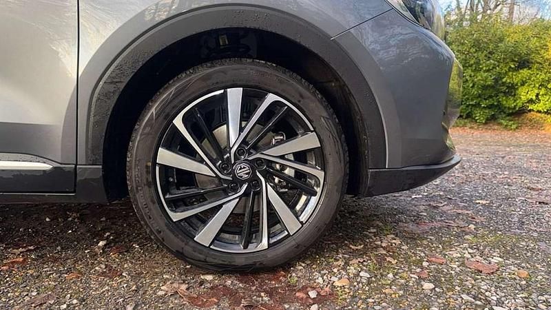 Used MG ZS Trophy 196 HP (144 kW) 2025 Grey SUV