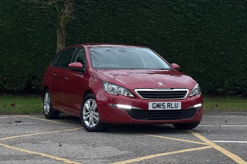 Used Peugeot 308 SW Active 130 HP (95 kW) 2015 Estate