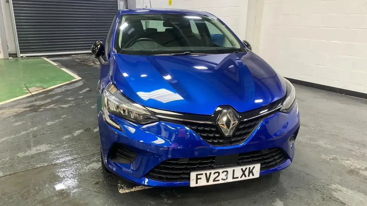 Gebraucht Renault Clio V Evolution 145 PS (106 kW) 2023 Blau Kleinwagen