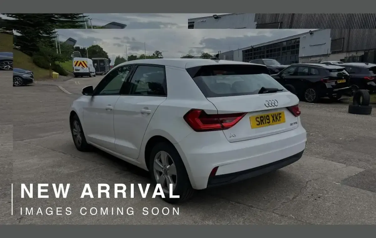 Used Audi A1 Design 113 HP (83 kW) 2019 White SUV