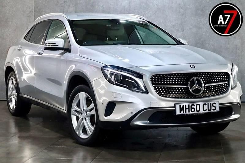 Silver Used 2015 Mercedes GLA220 Premium SUV | £9,990 (Fair price) - Image 1/1