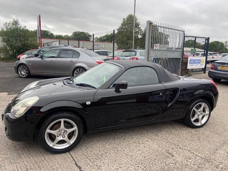 Used Toyota MR2 140 HP (102 kW) 2002 Black Cabriolet