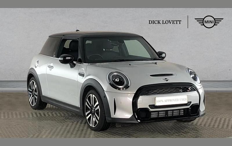 Used Mini Cooper S Exclusive 176 HP (129 kW) 2023 Silver Hatchback