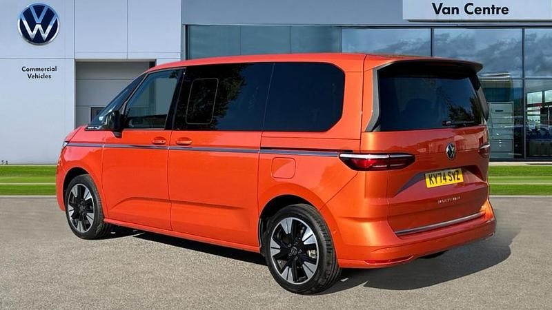Used VW Multivan Style 150 HP (110 kW) 2025 Orange Van