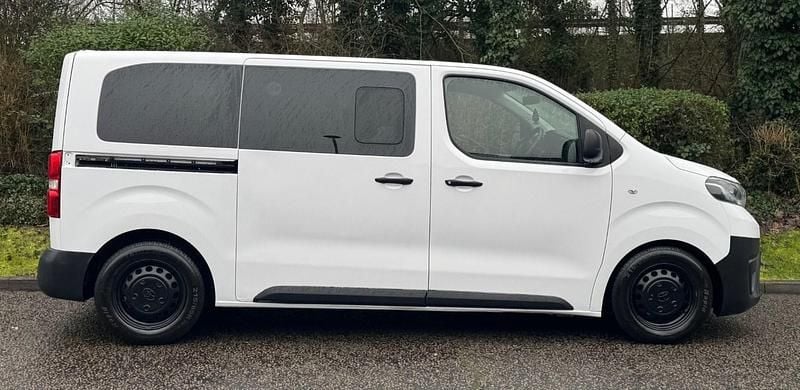 Used Toyota Proace Verso City 2018 White Estate