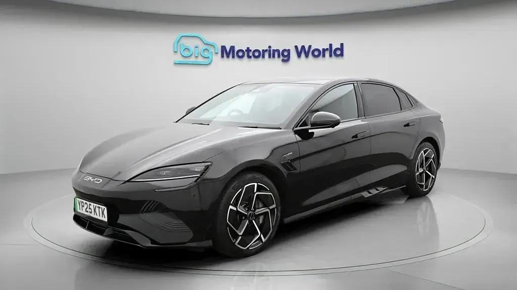 Used BYD Seal 389 kW (530 HP) 2025 Sedan