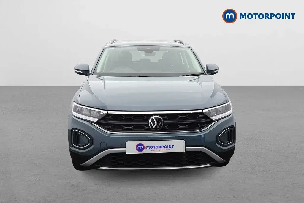 Used VW T-Roc Life 110 HP (80 kW) 2023 Blue SUV