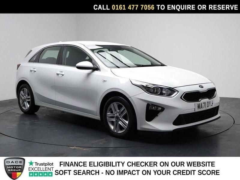 Used Kia Ceed 118 HP (86 kW) 2021 White Hatchback