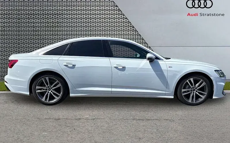 Used Audi A6 S-Line 204 HP (150 kW) 2023 White Sedan