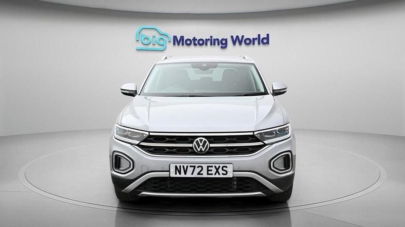 Used VW T-Roc Style 150 HP (110 kW) 2023 Silver SUV