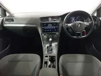 Used VW Golf VII SE 130 HP (95 kW) 2019 Black Hatchback