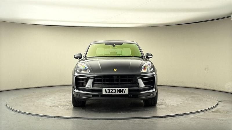Used Porsche Macan 380 HP (279 kW) 2023 Volcano grey SUV