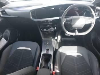 Begagnad Vauxhall Mokka Ultimate 130 HK (95 kW) 2025 Vit SUV