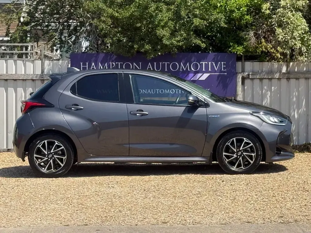 Used Toyota Yaris Design 116 HP (85 kW) 2021 Hatchback