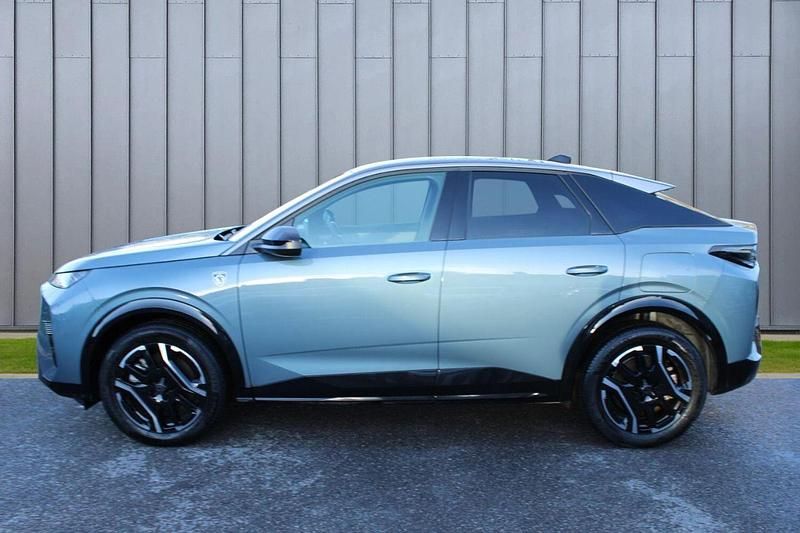 Used Peugeot e-3008 GT 152 kW (207 HP) 2025 Blue SUV