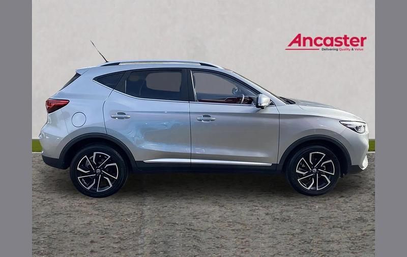 Used MG ZS Exclusive 111 HP (81 kW) 2024 Silver SUV
