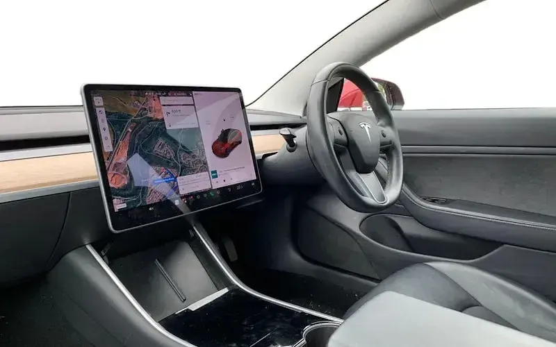 Used Tesla Model 3 Standard Range 180 kW (245 HP) 2021 Sedan