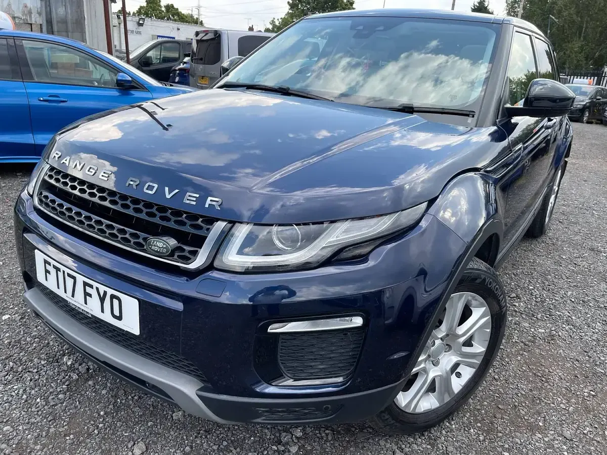 Used Land Rover Range Rover evoque SE 2017 Blue Estate