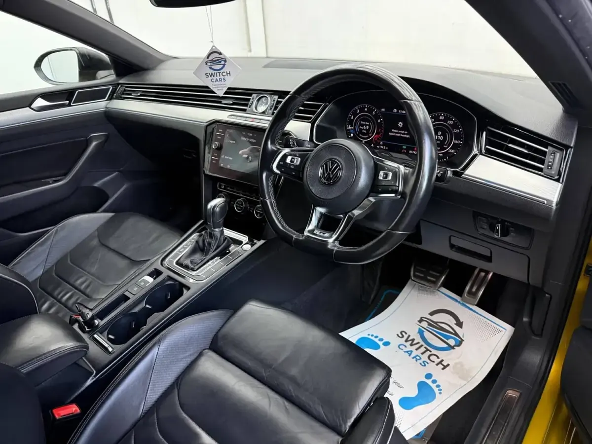 Used VW Arteon R-line 187 HP (137 kW) 2017 Yellow Hatchback