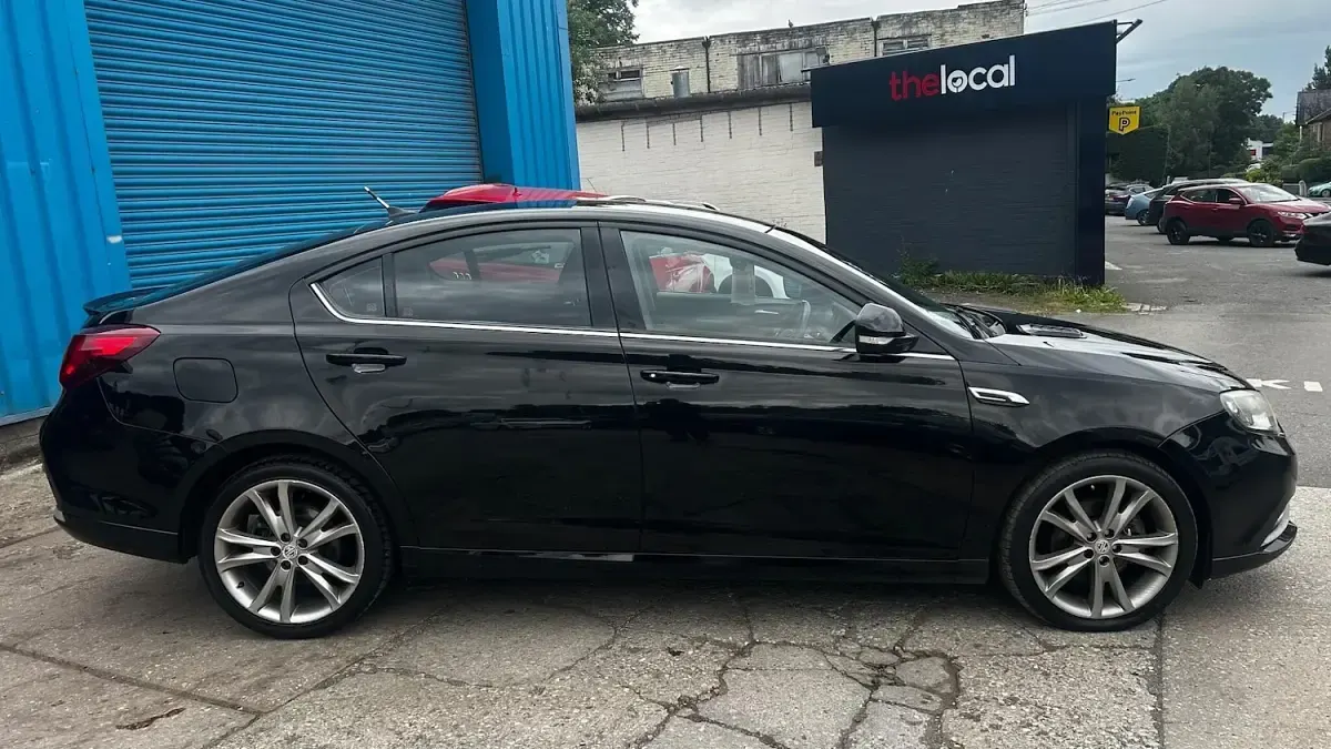 Used MG MG6 150 HP (110 kW) 2016 Black Hatchback