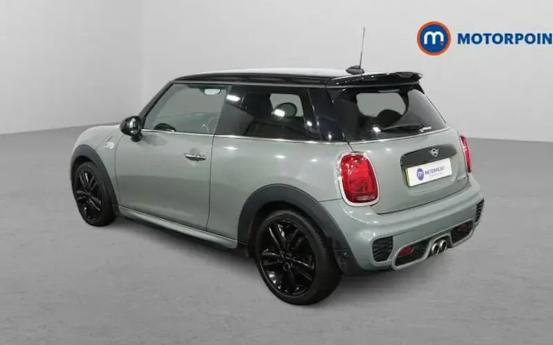 Used Mini Cooper S Hatch 192 HP (141 kW) 2019 Grey Hatchback