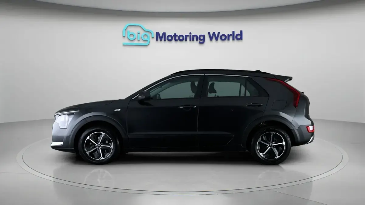 Used Kia Niro 129 HP (94 kW) 2024 Grey SUV