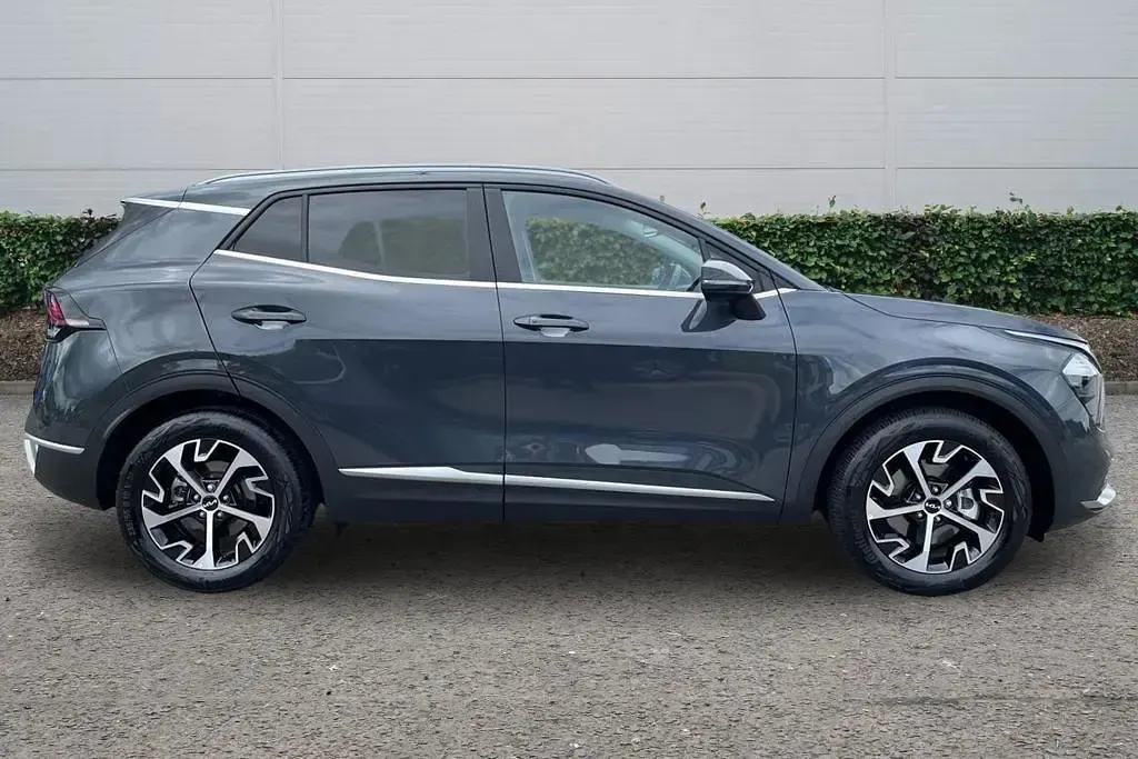 Used Kia Sportage 136 HP (100 kW) 2025 Grey SUV