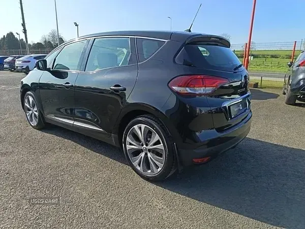Usado Renault Scénic IV Dynamique 2017 Preto Monovolume