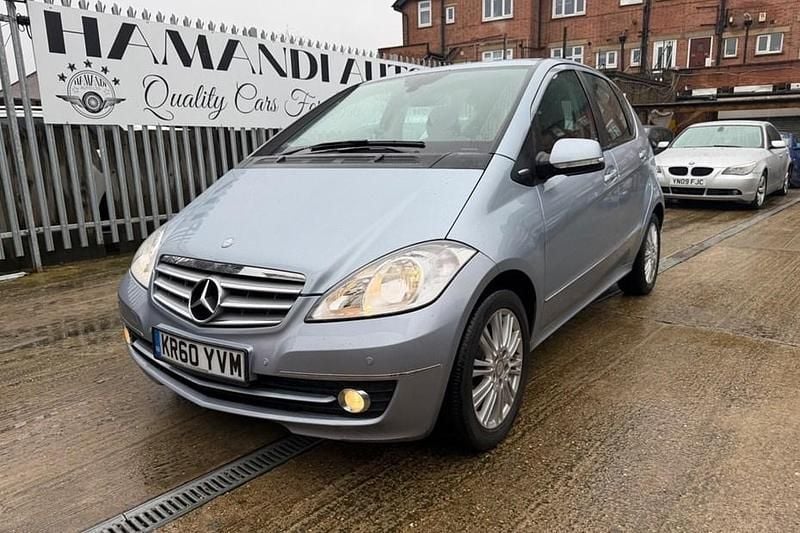 Used Mercedes A160 Elegance 95 HP (69 kW) 2011